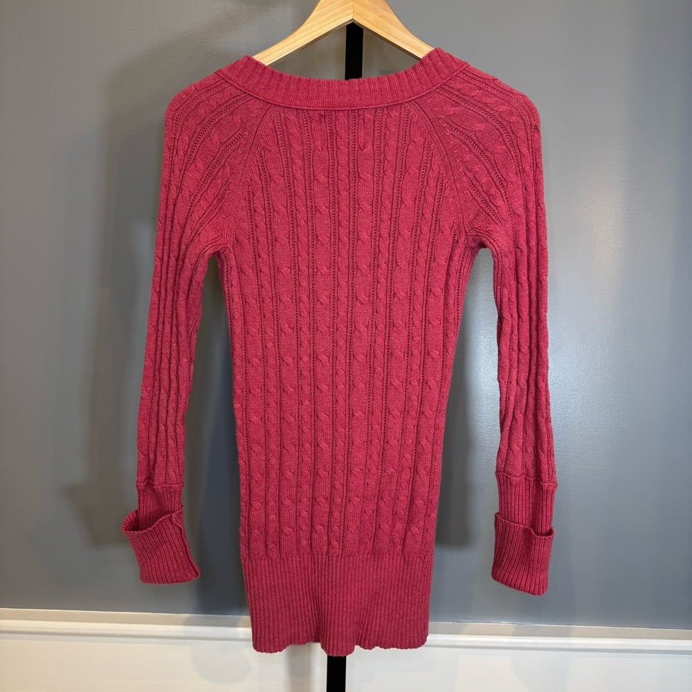 American Eagle Pink Cable Knit V Neck‎ Sweater M Fitted Y2K - Picture 8 of 9